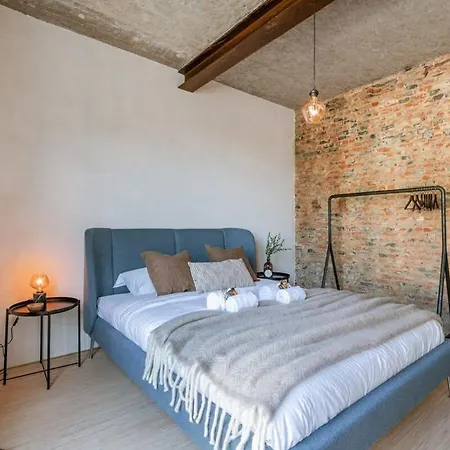 Huswell - Industrial With Terrace In Apartment Antwerp